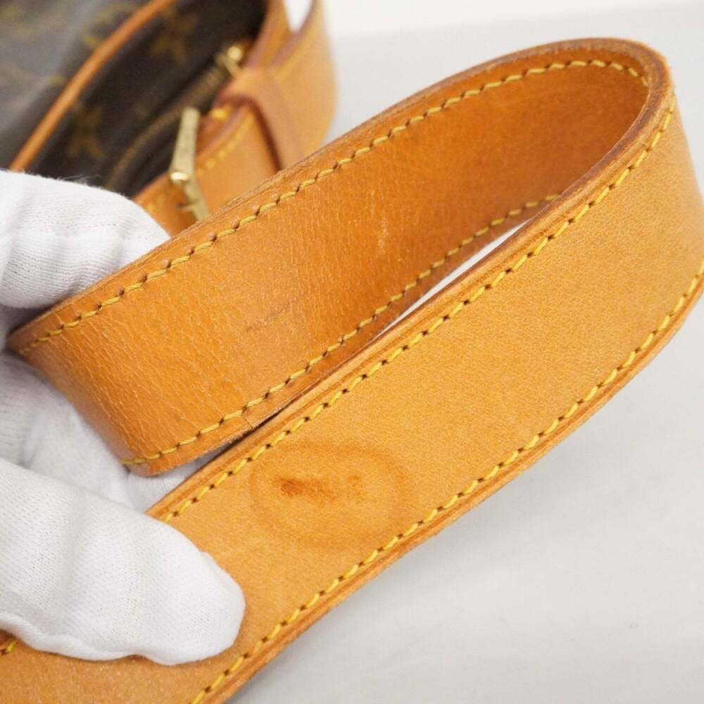 LOUIS VUITTON Brown Monogram Shoulder Bag - Picture 10 of 12